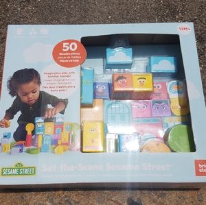 NEW Sesame Street Set the Scene Wooden Blocks